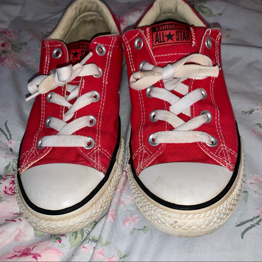 Converse in Red
